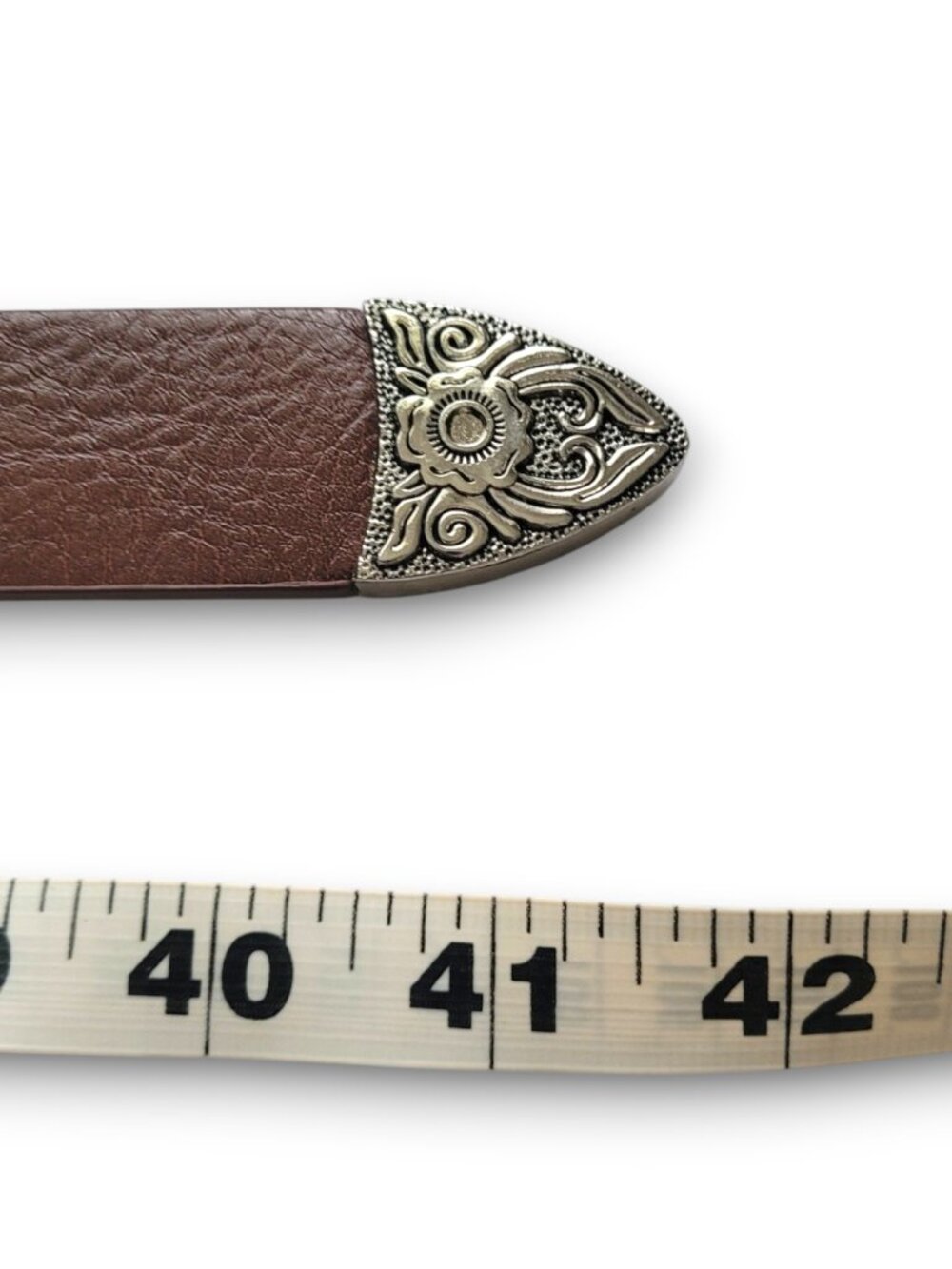 Ellen Tracy Women's Western Faux Leather Belt M Engraved Buckle Boho NWOT - Picture 7 of 7